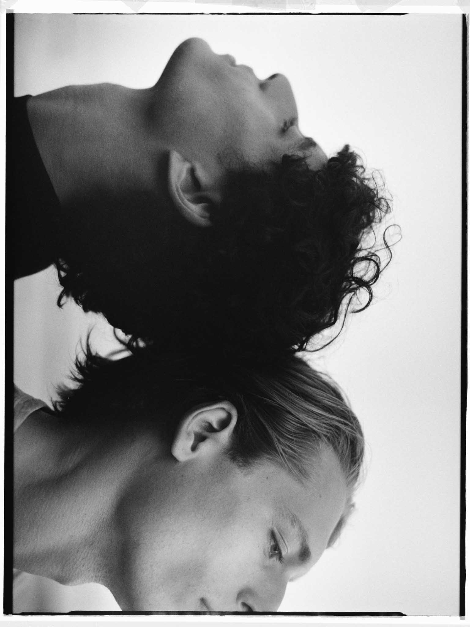 Gildon &emdash; Sixteen Journal