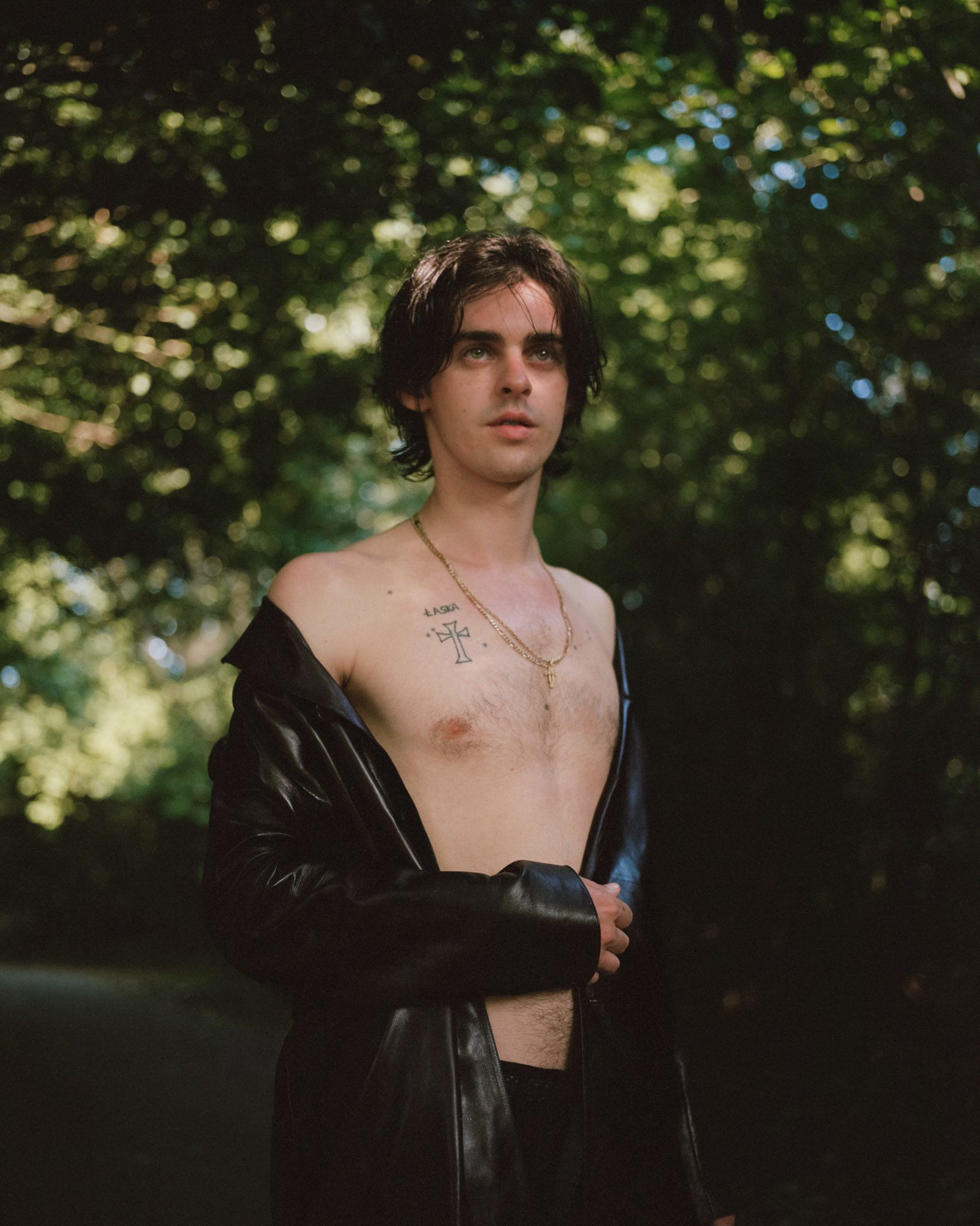 Gildon &emdash; Earl Cave for Replica Man Magazine