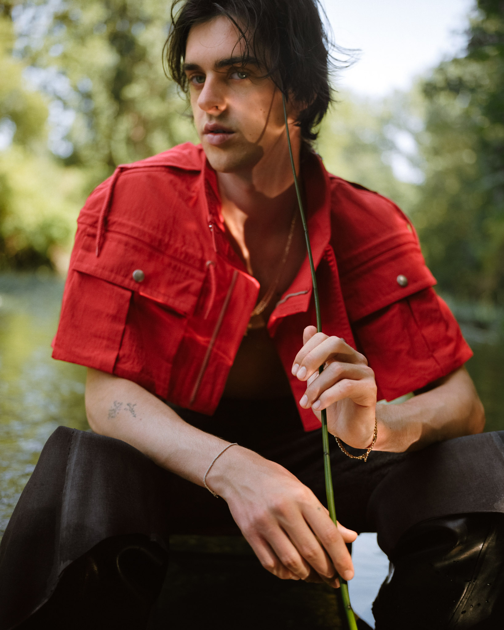 Gildon &emdash; Earl Cave for Replica Man Magazine